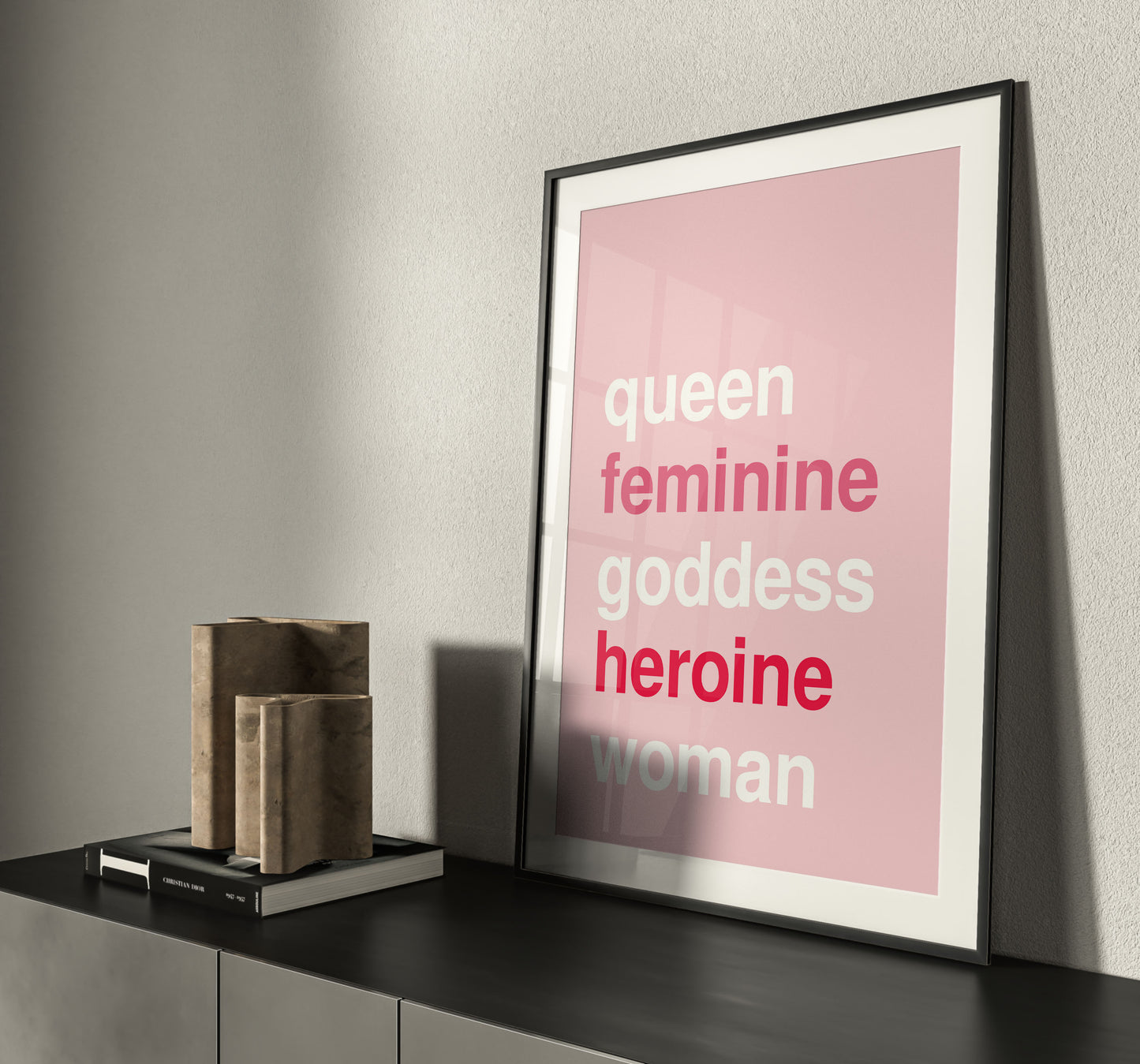 Queen Statement Pink Print